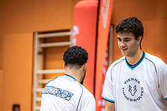 Basketball, Win2Day Superliga 2022/23, Grunddurchgang 3.Runde, Vienna D.C. Timberwolves, Raiffeisen Flyers Wels, Markus Golder (11), Luka Damjanac (13)