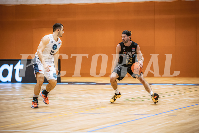 Basketball, Win2Day Superliga 2022/23, Grunddurchgang 3.Runde, Vienna D.C. Timberwolves, Raiffeisen Flyers Wels, Jakob Szkutta (10), Yonatan Rabinowitz (24)