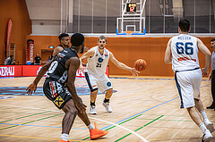 Basketball, Win2Day Superliga 2022/23, Grunddurchgang 3.Runde, Vienna D.C. Timberwolves, Raiffeisen Flyers Wels, Moritz Lanegger (21)
