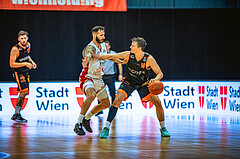 Basketball, Win2Day Superliga 2022/23, Grunddurchgang 3.Runde, BC GGMT Vienna, CITIES Panthers Fürstenfeld, Ivan Siriscevic (17), Fabian Richter (10)