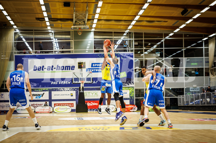 Basketball, win2day Basketball Superliga 2021/22, Platzierungsrunde 3.Runde, SKN St. Pölten Basketball, Oberwart Gunners, Michael Holton Jr. (14)