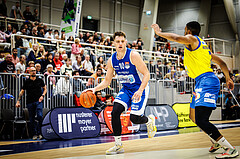 Basketball, win2day Basketball Superliga 2021/22, Platzierungsrunde 3.Runde, SKN St. Pölten Basketball, Oberwart Gunners, Brock Gardner (10)