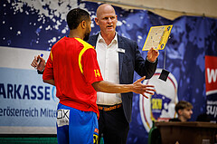 Basketball, win2day Basketball Superliga 2021/22, Platzierungsrunde 3.Runde, SKN St. Pölten Basketball, Oberwart Gunners, Mike Coffin (Head Coach)