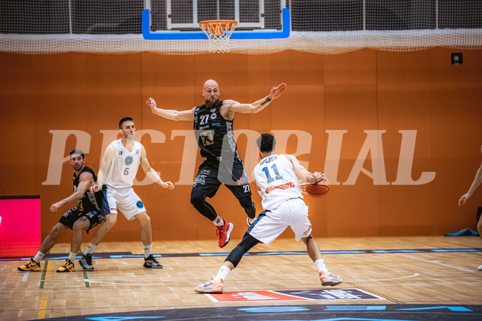 Basketball, Win2Day Superliga 2022/23, Grunddurchgang 3.Runde, Vienna D.C. Timberwolves, Raiffeisen Flyers Wels, Markus Golder (11), Christian Von Fintel (27)