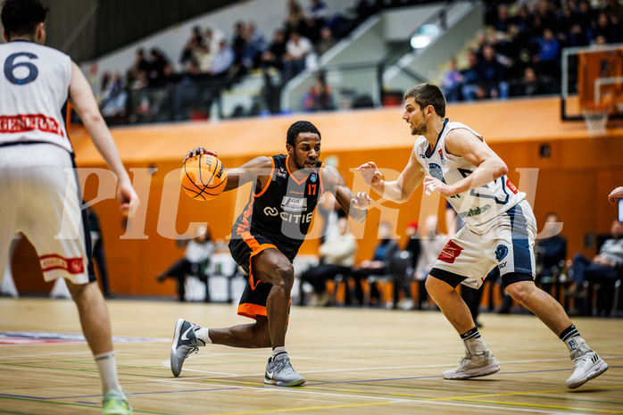 Basketball, Win2Day Superliga 2023/24, Grunddurchgang 19.Runde, Vienna Timberwolves, Fürstenfeld Panthers, Hegel Augustin (17), Moritz Lanegger (21)