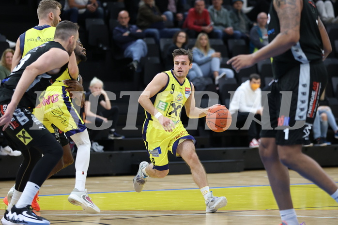 01.11.2022, Graz, Raiffeisen Sportpark Graz, Basketball Austria Cup 2022/23, UBSC Raiffeisen Graz vs. Flyers Wels