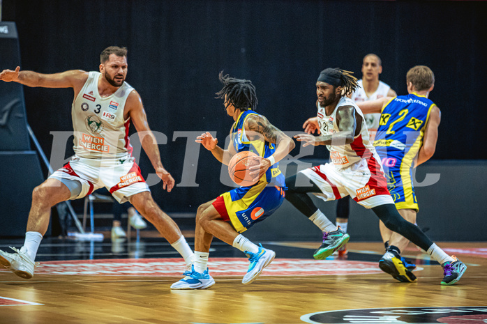 Basketball, Win2Day Superliga 2022/23, Viertelfinale Spiel 1, BC Vienna, UBSC Graz, Jozo Rados (3), Zachery Deshon Cooks (3), Jahenns Manigat (21)