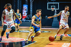 Basketball, Win2Day Superliga 2022/23, Viertelfinale Spiel 1, BC Vienna, UBSC Graz, Jahenns Manigat (21), Paul Isbetcherian (9)