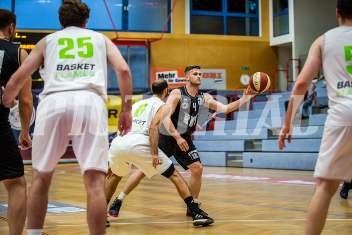 Basketball, Basketball Zweite Liga, Grunddurchgang 5.Runde, Basket Flames, Wörthersee Piraten, Ziga Erculj (4)