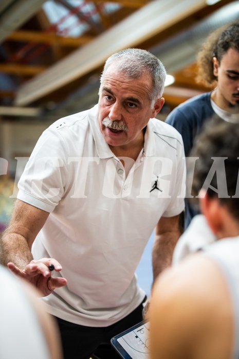 Basketball, Basketball Zweite Liga, Grunddurchgang 5.Runde, Basket Flames, Wörthersee Piraten, Aleksa Petrovic (1)