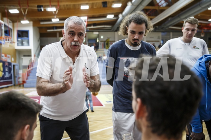 Basketball, Basketball Zweite Liga, Grunddurchgang 5.Runde, Basket Flames, Wörthersee Piraten, Franz Zderadicka (Coach)