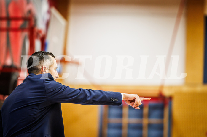 Basketball, Basketball Austria Cup 2024/25, Viertelfinale, Traiskirchen Lions, Oberwart Gunners, Matthew Otten (Head Coach)