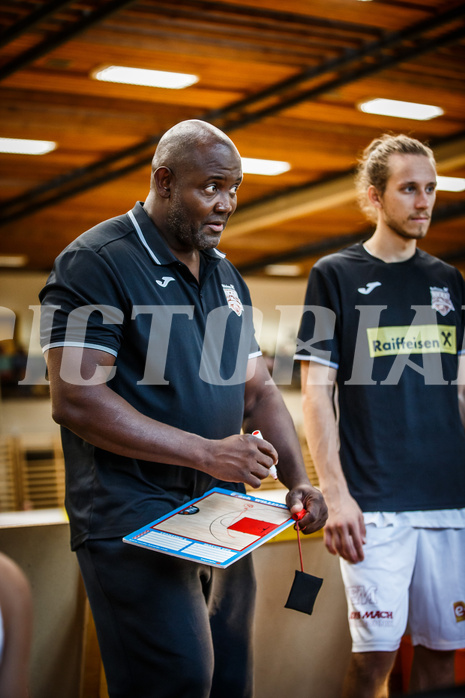 Basketball, Basketball Austria Cup 2021/22, Vorrunde, Mattersburg Rocks, Future Team Steiermark, James WILLIAMS (Headcoach)