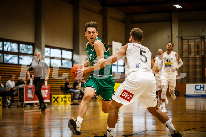 Basketball, Basketball Austria Cup 2021/22, Vorrunde, Mattersburg Rocks, Future Team Steiermark, Valentin Siegmund (11)