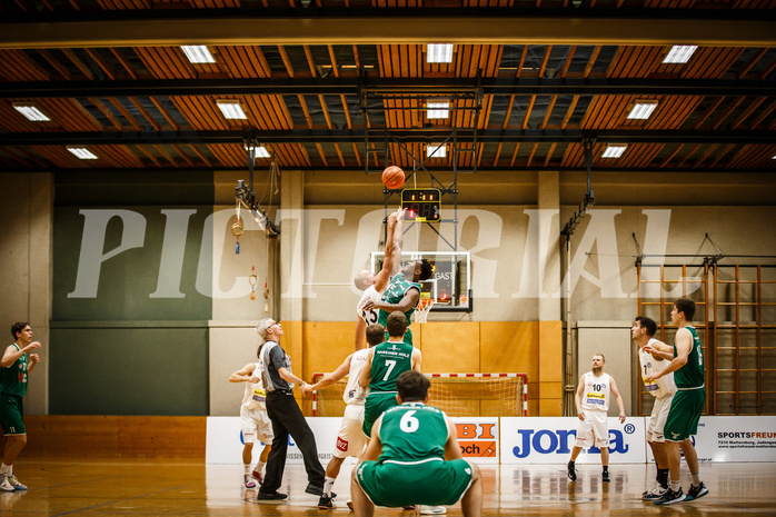 Basketball, Basketball Austria Cup 2021/22, Vorrunde, Mattersburg Rocks, Future Team Steiermark, Corey HALLETT (13); William Emiohe (15)