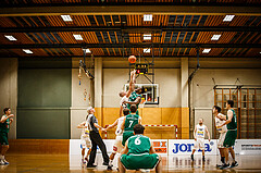 Basketball, Basketball Austria Cup 2021/22, Vorrunde, Mattersburg Rocks, Future Team Steiermark, Corey HALLETT (13); William Emiohe (15)