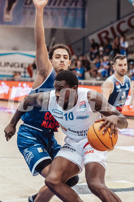 Basketball, Basketball Superliga 2023/24, Grundduchgang Runde 1., Oberwart Gunners, BBC Nord Dragonz, Lukas Hahn (25), Trevion Lamar (10)