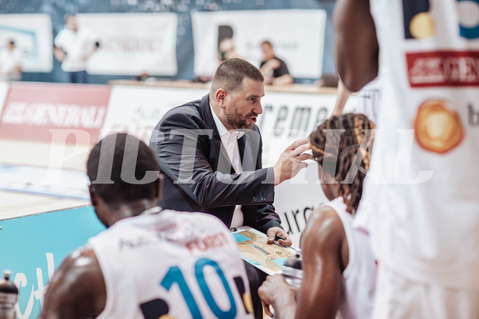 Basketball, Basketball Superliga 2023/24, Grundduchgang Runde 1., Oberwart Gunners, BBC Nord Dragonz, Horst Leitner (Coach)