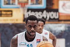Basketball, Basketball Superliga 2023/24, Grundduchgang Runde 1., Oberwart Gunners, BBC Nord Dragonz, Trevion Lamar (10)
