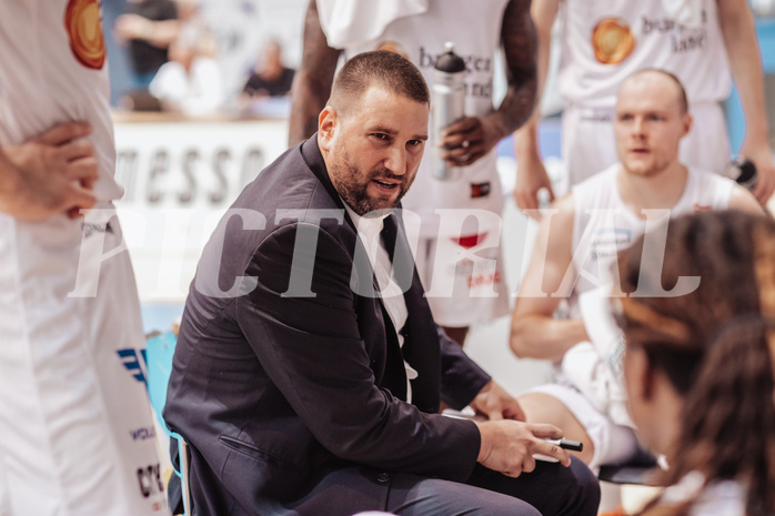 Basketball, Basketball Superliga 2023/24, Grundduchgang Runde 1., Oberwart Gunners, BBC Nord Dragonz, Horst Leitner (Coach)