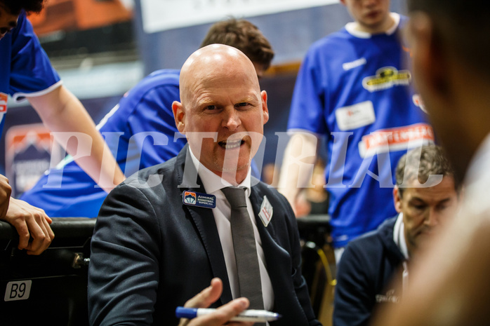 Basketball, Admiral Basketball Superliga 2019/20, Grunddurchgang 10.Runde, Kapfenberg Bulls, Oberwart Gunners, Mike Coffin (Head Coach)