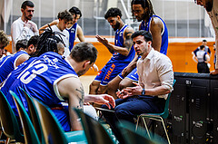 Basketball, Basketball Zweite Liga 2024/25, Grunddurchgang 21.Runde, Vienna Timberwolves, Kufstein Towers, Xavi Mascaro (Haed Coach)