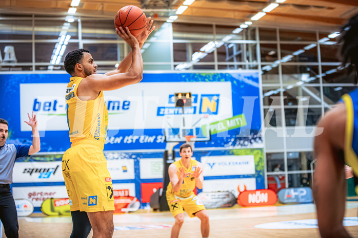 Basketball, Win2Day Superliga 2022/23, Grunddurchgang 19.Runde, SKN St. Pölten Basketball, UBSC Graz, Steven Kaltenbrunner (7)
