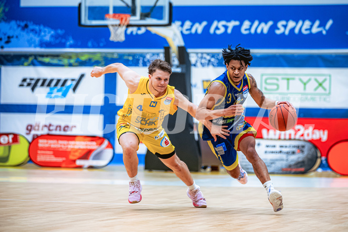 Basketball, Win2Day Superliga 2022/23, Grunddurchgang 19.Runde, SKN St. Pölten Basketball, UBSC Graz, Felix Angerbauer (4), Zachery Deshon Cooks (3)