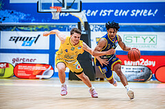 Basketball, Win2Day Superliga 2022/23, Grunddurchgang 19.Runde, SKN St. Pölten Basketball, UBSC Graz, Felix Angerbauer (4), Zachery Deshon Cooks (3)