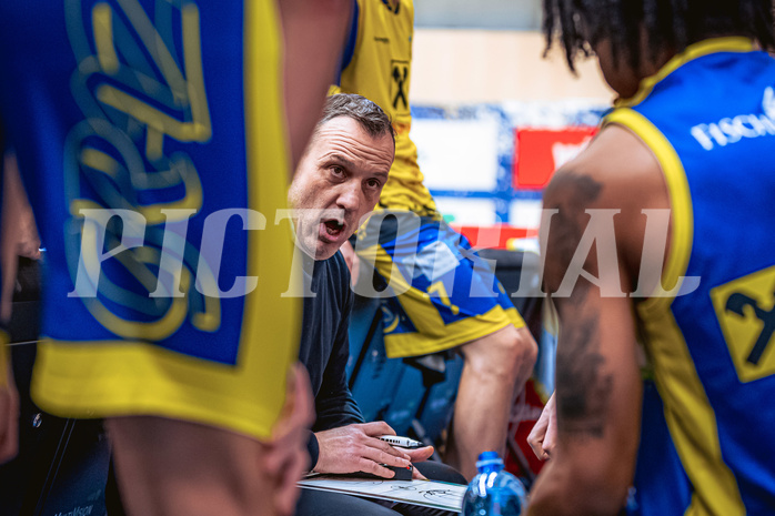 Basketball, Win2Day Superliga 2022/23, Grunddurchgang 19.Runde, SKN St. Pölten Basketball, UBSC Graz, Ervin Dragsic (Head Coach)