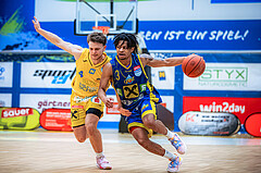Basketball, Win2Day Superliga 2022/23, Grunddurchgang 19.Runde, SKN St. Pölten Basketball, UBSC Graz, Felix Angerbauer (4), Zachery Deshon Cooks (3)