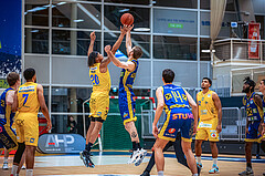 Basketball, Win2Day Superliga 2022/23, Grunddurchgang 19.Runde, SKN St. Pölten Basketball, UBSC Graz, Christopher Ferguson (20), Tanner Giddings (15)