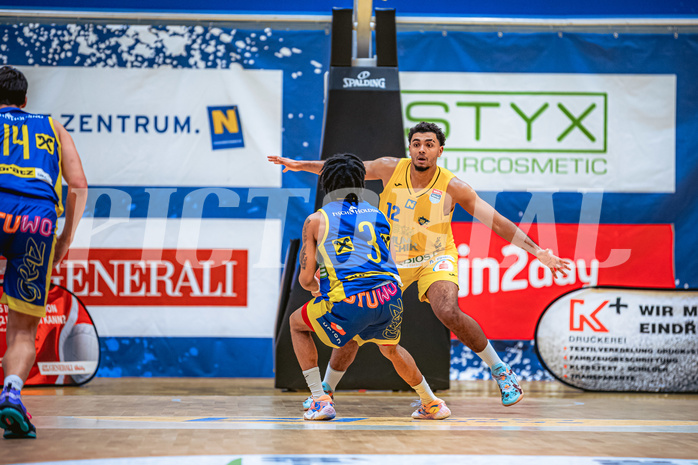 Basketball, Win2Day Superliga 2022/23, Grunddurchgang 19.Runde, SKN St. Pölten Basketball, UBSC Graz, Rashaan Guylain Mbemba (12)
