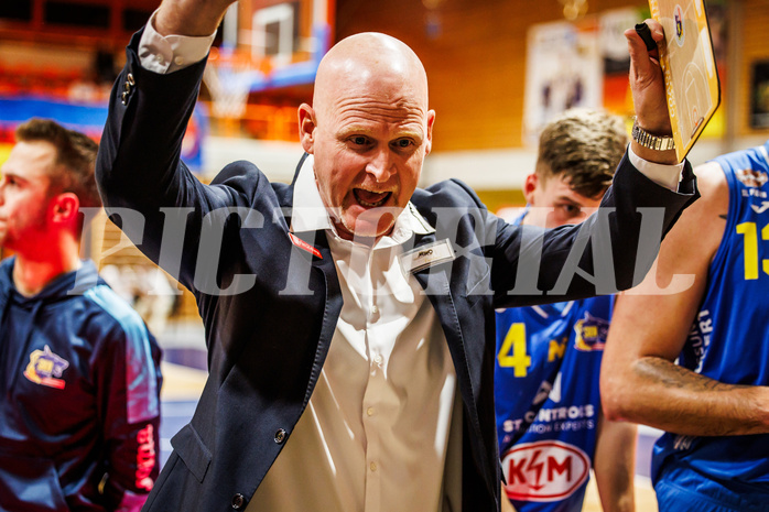 Basketball, win2day Basketball Superliga 2023/224, Grunddurchgang Runde 5, BBC Nord Dragonz, SKN St. Pölten, Mike Coffin (Head Coach)