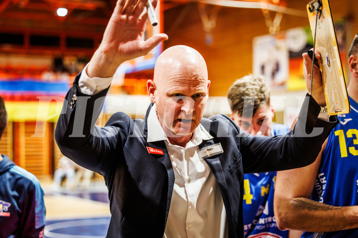 Basketball, win2day Basketball Superliga 2023/224, Grunddurchgang Runde 5, BBC Nord Dragonz, SKN St. Pölten, Mike Coffin (Head Coach)