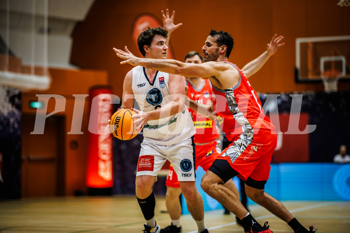 Basketball, Win2Day Superliga 2023/24, Grunddurchgang 5.Runde, Vienna Timberwolves, Traiskirchen Lions, Philipp D'Angelo (9)