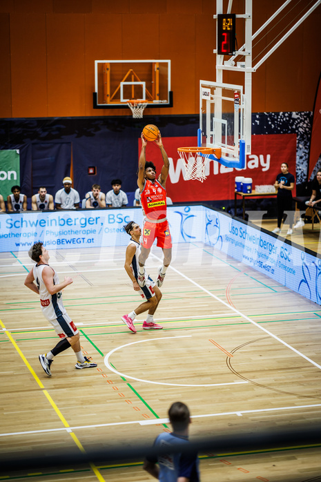 Basketball, Win2Day Superliga 2023/24, Grunddurchgang 5.Runde, Vienna Timberwolves, Traiskirchen Lions, Demarcus Demonia (4)