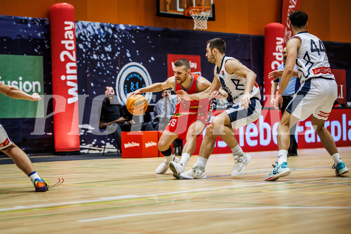 Basketball, Win2Day Superliga 2023/24, Grunddurchgang 5.Runde, Vienna Timberwolves, Traiskirchen Lions, Edgars Lasenbergs (25)