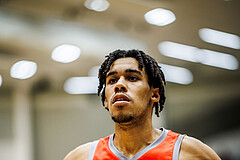 Basketball, Win2Day Superliga 2023/24, Grunddurchgang 5.Runde, Vienna Timberwolves, Traiskirchen Lions, Obinna Anthony Ndukwe (2)