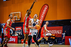 Basketball, Win2Day Superliga 2023/24, Grunddurchgang 5.Runde, Vienna Timberwolves, Traiskirchen Lions, Jaquan Lawrence (40), Ziga Fifolt (13)