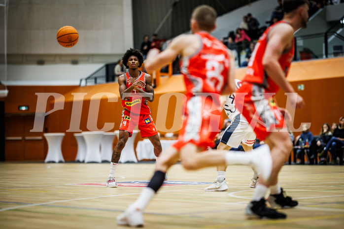 Basketball, Win2Day Superliga 2023/24, Grunddurchgang 5.Runde, Vienna Timberwolves, Traiskirchen Lions, Demarcus Demonia (4)