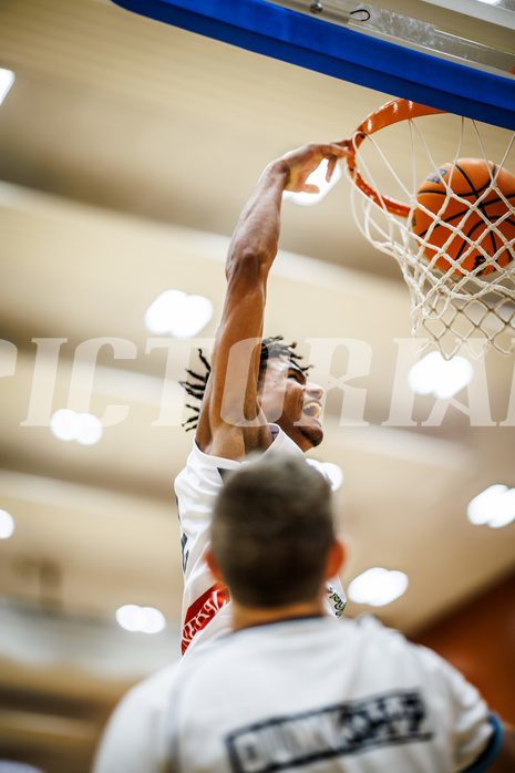 Basketball, Win2Day Superliga 2023/24, Grunddurchgang 5.Runde, Vienna Timberwolves, Traiskirchen Lions, Jamie Ikem Onyemaechi (2)