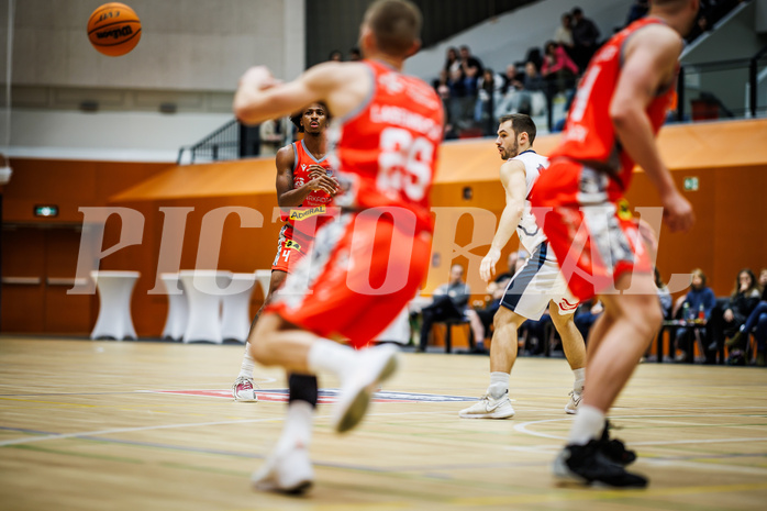 Basketball, Win2Day Superliga 2023/24, Grunddurchgang 5.Runde, Vienna Timberwolves, Traiskirchen Lions, Demarcus Demonia (4)