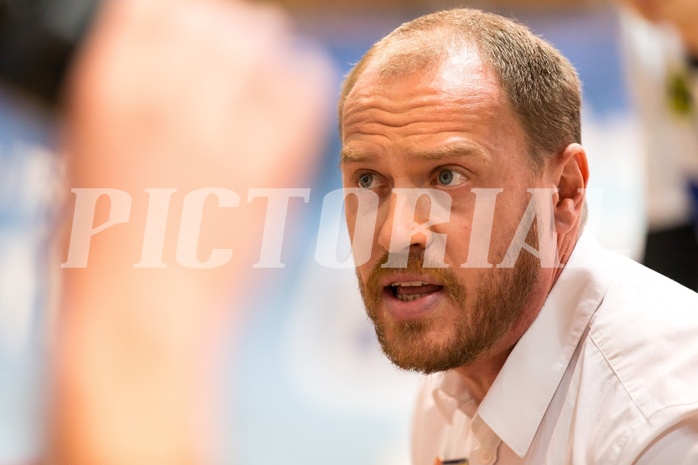 Basketball, ABL 2017/18, Grunddurchgang 13.Runde, Oberwart Gunners, Gmunden Swans, Bernd Wimmer (Headcoach)