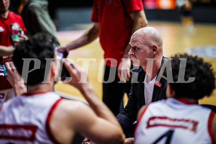 Basketball, Win2Day Superliga 2024/25, 5. Qualifikationsrunde, BC Vienna, SKN St. Pölten, Mike Coffin (Head. Coach)