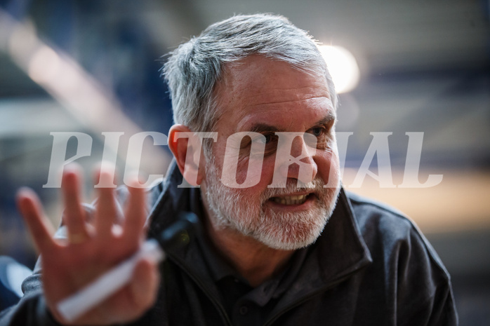 Basketball, Admiral Basketball Superliga 2019/20, Grunddurchgang 16.Runde, Oberwart Gunners, Klosterneuburg Dukes, Werner Sallomon (Head Coach)