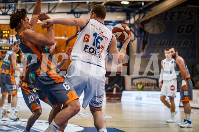 Basketball, Admiral Basketball Superliga 2019/20, Grunddurchgang 16.Runde, Oberwart Gunners, Klosterneuburg Dukes, Renato Poljak (16); Moritz Lanegger (6)