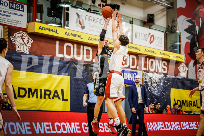 Basketball, win2day Basketball Superliga 2022/23, Grunddurchgang 21.Runde, Traiskirchen Lions, Flyers Wels, Christian Von Fintel (27)
