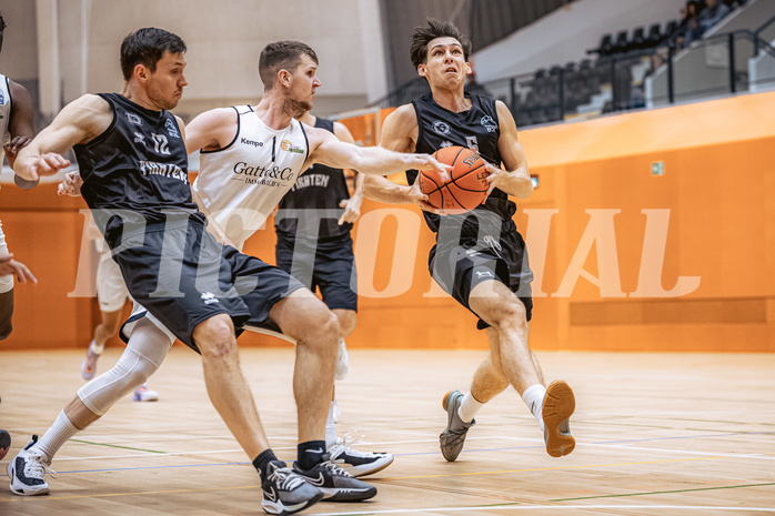 Basketball, Basketball Zweite Liga 2022/23, Grunddurchgang 16.Runde, Basket Flames, Wörthersee Piraten, Jernej Andolsek Heine (1), Felix Leindecker (5)