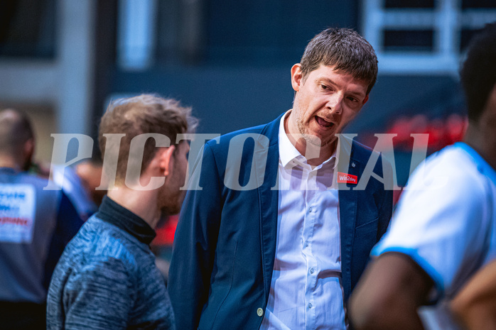 Basketball, Win2Day Superliga 2022/23, Grunddurchgang 21.Runde, BC GGMT Vienna, Vienna Timberwolves, Hubert Schmidt (Head Coach)
